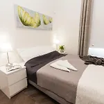 Glamour Premium Praga