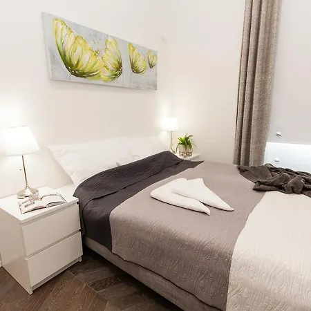 Glamour Premium Prague